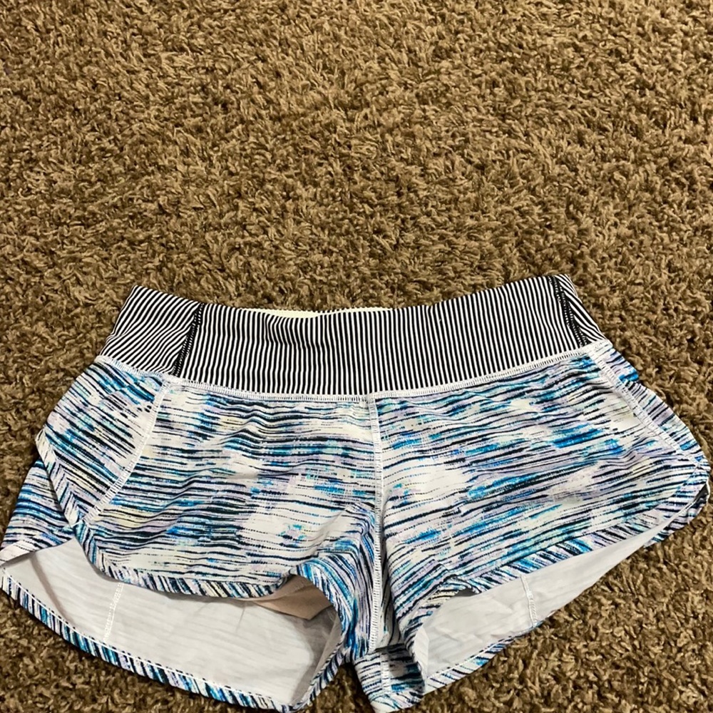 RARE lululemon speed up shorts size 4 regular